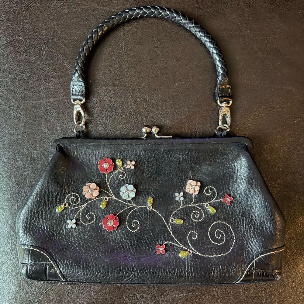 Vintage Y2K Brighton Twyla Coin Purse Hand Bag
Spring Leather Flower Rhinestone